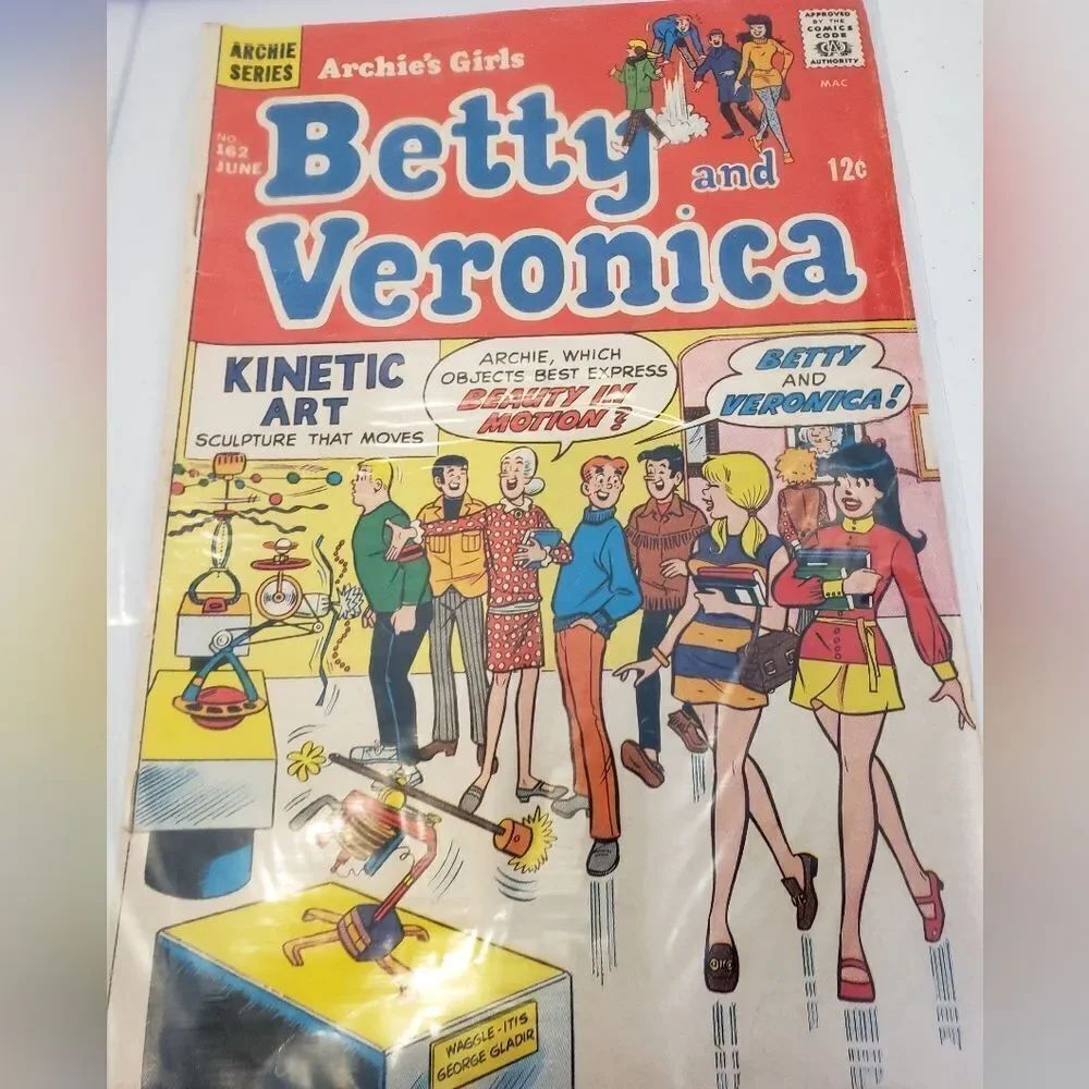 Archie's Girls Betty and Veronica Comic Book